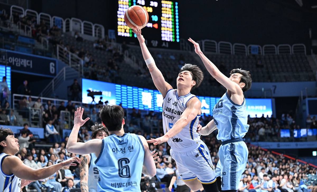 '이제는 최강' <b>삼성</b>, 소노 잡고 KBL 사상 첫 <b>개막 9연승</b> 질주