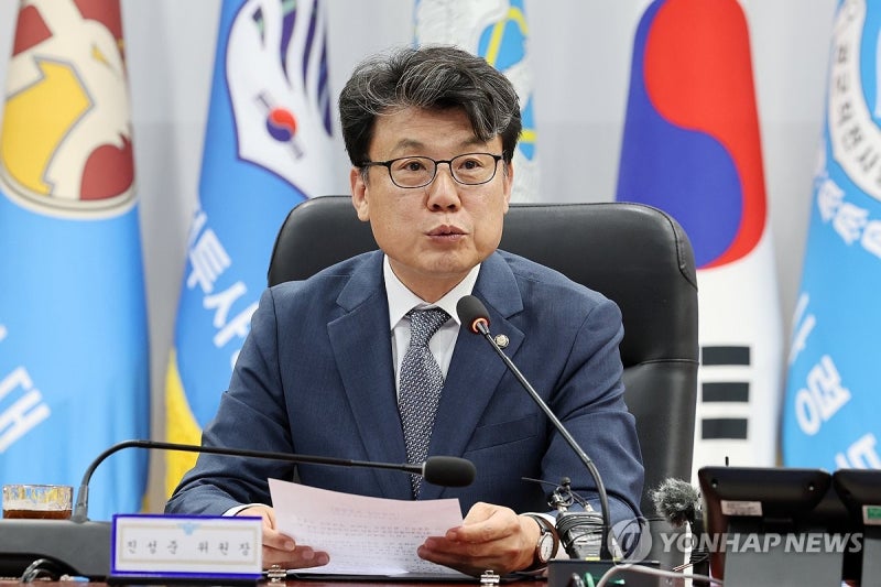 '한때 거부' 與<b>진성준</b>, 美<b>비자</b> 결국 받아…예정대로 내일 美방문(종합)