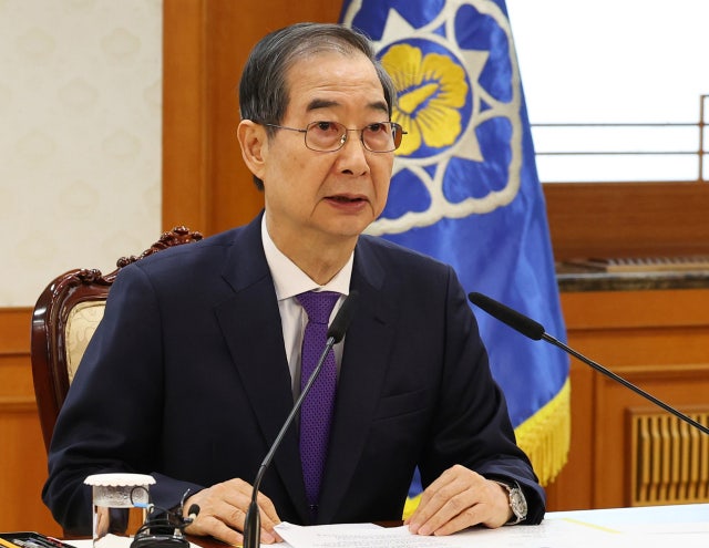 <b>한덕수</b> "어떠한 헌재 결정도 차분하게 받아들여야"