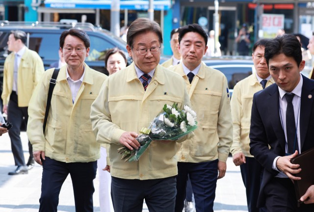 李<b>대통령</b>, 이태원 참사 <b>현장</b> 방문…"국민 생명이 가장 중요"