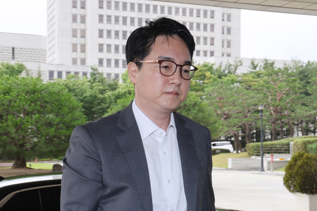▲심우정 검찰총장이 17일 서울 서초구 대검찰청으로 출근하고 있다. ⓒ연합뉴스