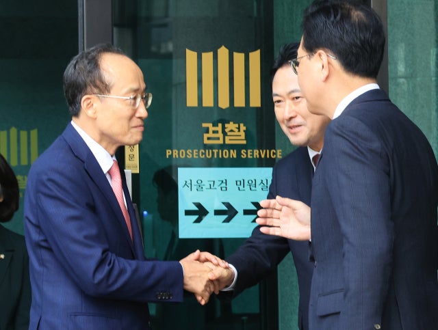 <b>국민의힘</b> "한미 관세협상, 李정권 또 샴페인부터 터뜨려"