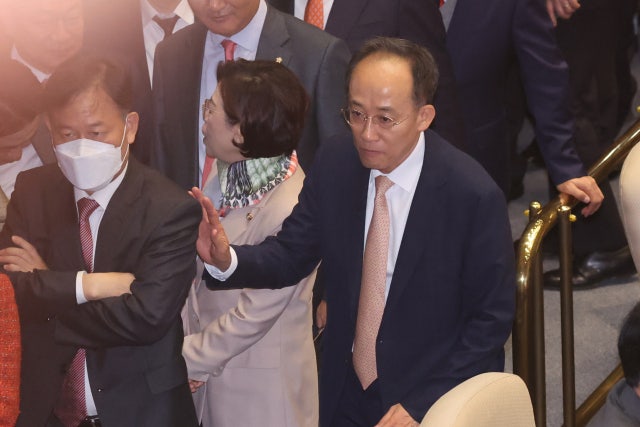 '<b>계엄</b>해제 <b>방해</b>' 혐의 <b>추경호</b> 체포동의안, 국회 본회의 보고