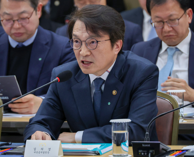 ▲김의겸 새만금개발청장이 12일 세종시 정부세종컨벤션센터에서 이재명 대통령에게 업무보고를 하고 있다.ⓒ연합뉴스