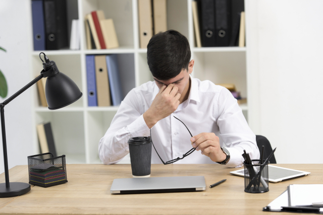     </div>

    <div class=