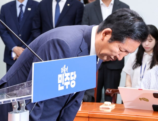 386 세대가 민심을 읽지 못하는 이유[오찬호의 틈새]