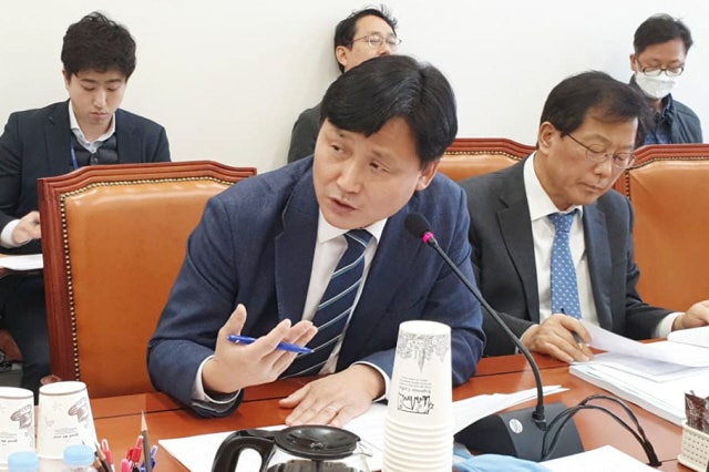 '원조 친명' 김영진 "정청래 지도부, 8월 전당대회서 심판받을 것"