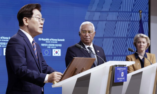 한-EU <b>정상</b> "북핵 해결 협력…북러 군사협력 강력 규탄"
