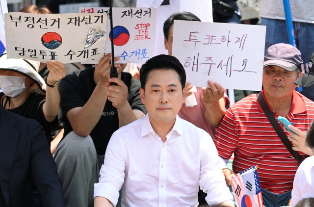 정점식 "재선거 아냐" 수습하면, 장동혁 "재선거하자"…국힘 투톱 엇박자