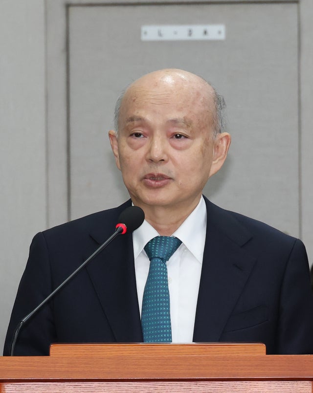 '내란 수괴' 옹호하던 안창호, 안팎에서 '사퇴 촉구' 사면초가