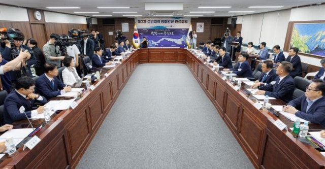 <b>추미애</b> "평화경제특구 조성, <b>남북협력사업</b> 지정 필요" 중앙 건의