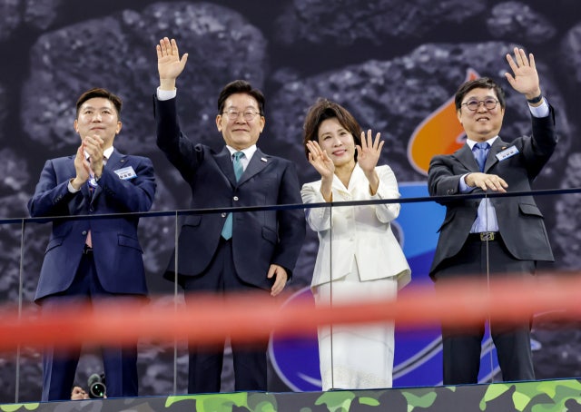 이재명 대통령 지지율 37.3%로 반등 민생 정책 효과 분석 관련 사진