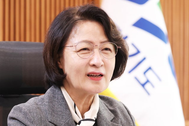 [속보] <b>추미애</b> "비난한다고 <b>소방</b>재정 풀리지 않아…정치적 화형당해도 ...