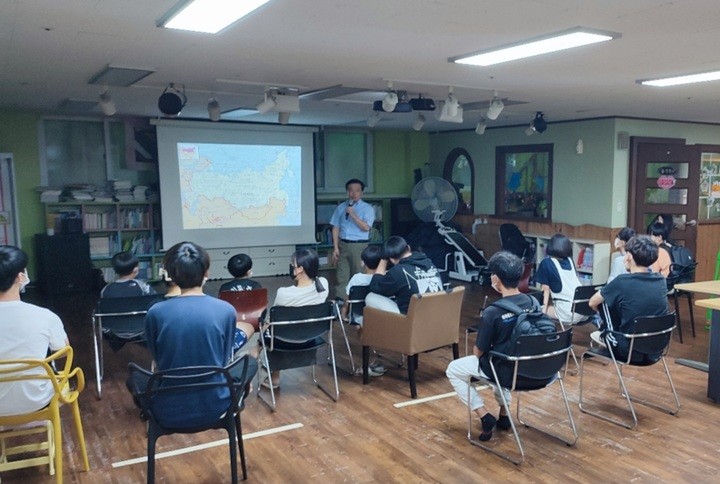 부산 유라시아교육원 '역방향의 다중문화 국제인재 양성'