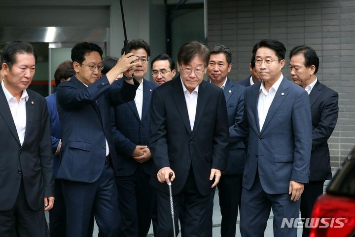 민주, 원내대표 경선 비공개로 진행…<b>김민석</b>·홍익표·남인순 3파전