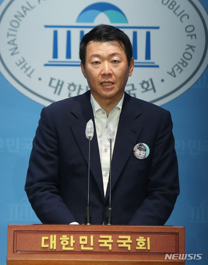 <b>윤희석</b> "김건희 특검법, 독소조항 있어…한풀이식 정치 공세"