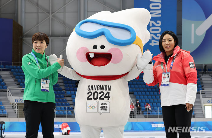 <b>이상화</b>-<b>고다이라</b>, 뭉초와 함께