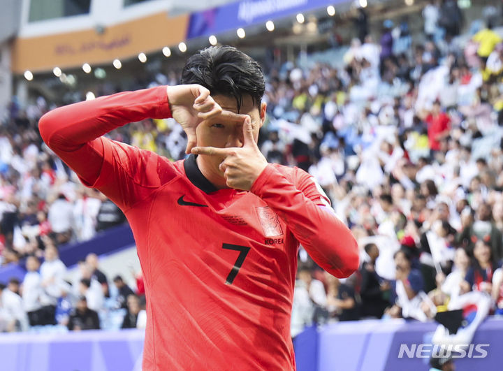 한국, 말레이와 3-3 무승부로 조 2위…<b>16강</b> 상대는 <b>사우디</b> 혹은 태국
