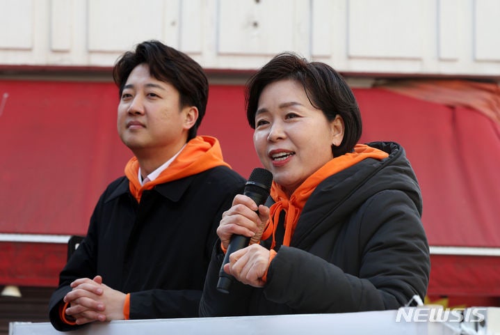 <b>정책</b> 홍보하는 <b>양향자</b>-<b>이준석</b>