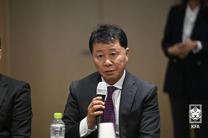 <b>클린스만 후임</b> 선정 절차 돌입…새 전력강화위 오늘 첫 회의
