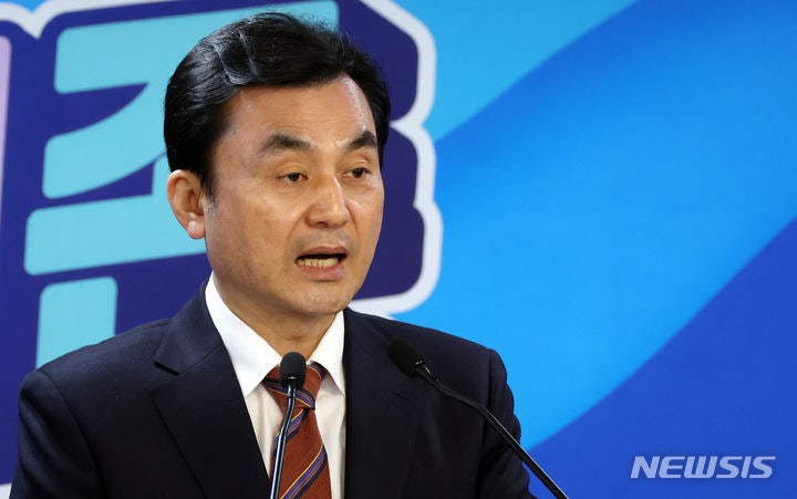 민주, <b>추미애</b> <b>하남갑 전략공천</b>…이언주, 용인정 경선(종합)