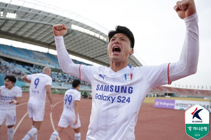 '한호강 결승골' K리그2 <b>수원</b>, <b>안산</b> 1-0 꺾고 3위 도약