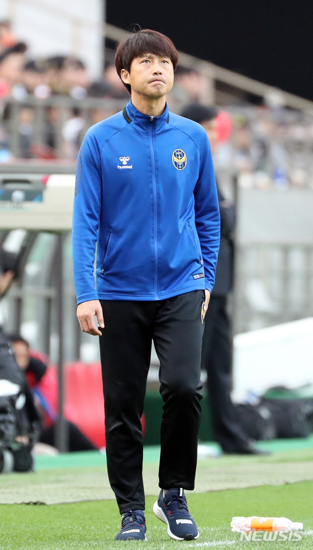 프로축구 <b>인천</b>, <b>임중용</b> 신임 <b>단장</b> 선임…"어깨가 무겁다"