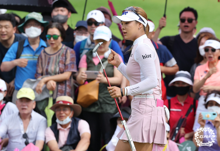 장타 여왕이 돌아온다…<b>윤이나</b>, KLPGA 국내 <b>개막전</b> 출격