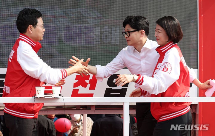 <b>박정훈</b>-<b>배현진</b> 후보 지원유세 나선 한동훈 위원장