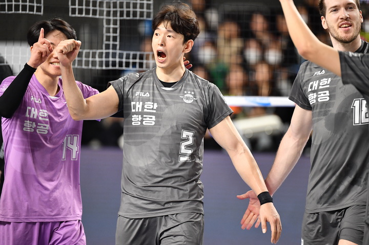 프로배구 남자부 <b>한선수</b> 등 17명 FA 공시…18일까지 협상