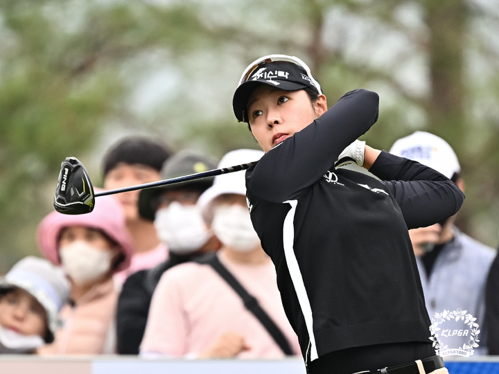박지영, <b>메디힐</b>·<b>한국일보 챔피언십</b> 2R 공동 선두
