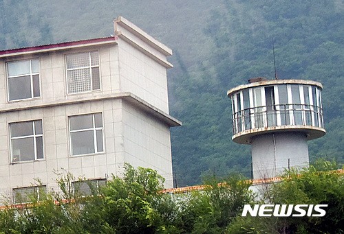 "中, 탈북자 강제송환 여전…北여성 인신매매 결혼"