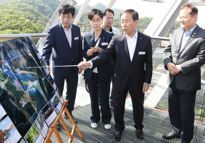 단양주민들, <b>이상민</b> "성공사례" 발언에 역(驛)개발 기대감 고조