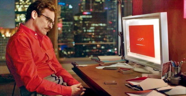 호아킨 피닉스 주연의 영화 '그녀(Her)'의 한 장면. 호아킨 피닉스가 분한 주인공 테오도르와 화면 속 인격형 AI 사만다의 모습. (사진=워너브라더스) *재판매 및 DB 금지