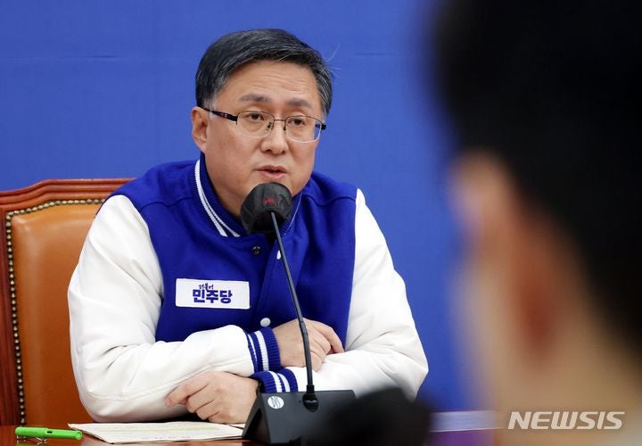'이재명 전략가' <b>김성환</b> "<b>우원식</b>에게 투표…다수 당원 요구와 다르지 않아"