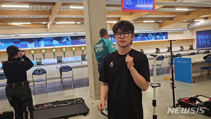 <b>박하준</b>·<b>금지현</b> 공기소총 10m 혼성, 銀 확보…한국 첫 메달(종합)[파리 2024]