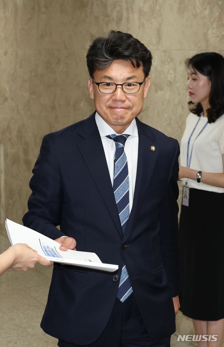 <b>민주</b> '5대 코리아 부스터 <b>프로젝트</b>' 추진…"기업 지배구조 개선"