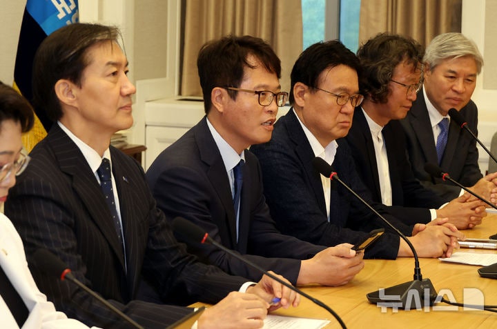소감 밝히는 <b>류제성 변호사</b>