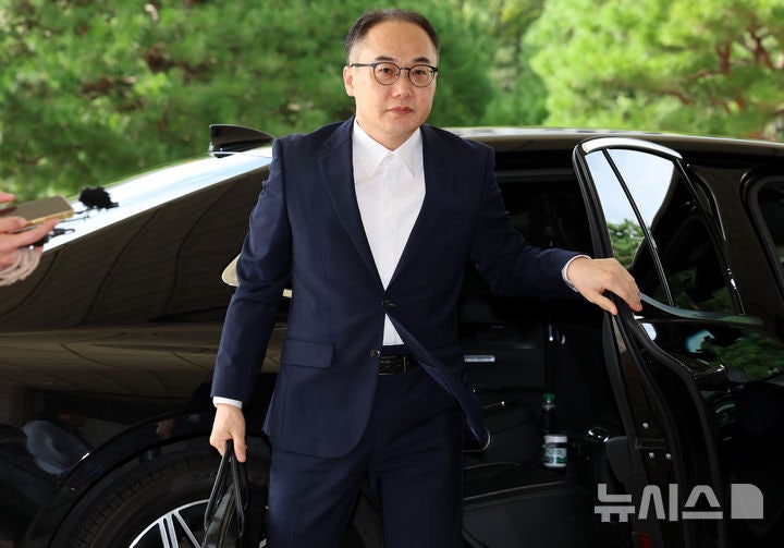 <b>출근</b>하는 <b>이원석</b> 검찰<b>총장</b>