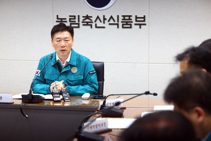 중수본, <b>추석 연휴</b> 럼피스킨·ASF 차단 총력…24시간 관리체계 유지