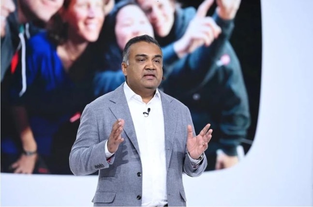 [뉴욕=뉴시스]닐 모한 유튜브 최고경영자(CEO)는 18일(현지시간) 미국 뉴욕 피어57에서 진행된 '메이드 온 유튜브'(Made on youtube)에서 연설하고 있다. (사진=유튜브 제공) 2024.09.18. 