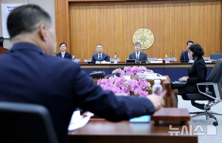 <b>국정원</b> "北 김영복 등 선발대 전선이동 첩보 확인 중…쿠르스크 이동 임...