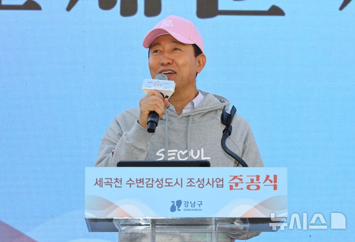 <b>오세훈</b> "<b>이재명</b> 무조건 <b>무죄</b> 달라는 민주당…부끄러운 충성 경쟁"