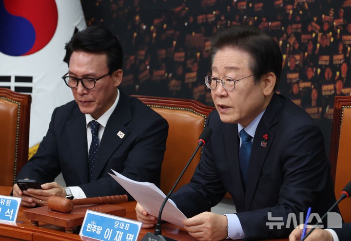 <b>이재명</b>, 계엄군에 "그대들은 아무 잘못 없어…오히려 고맙다"