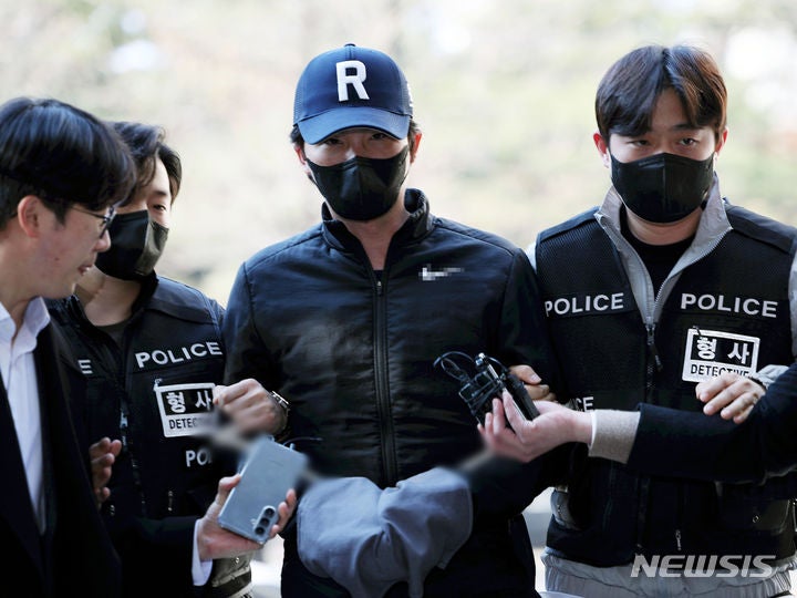 '후배 통해 마약류 수수 혐의' <b>오재원</b>, <b>징역</b> 1년6개월 추가