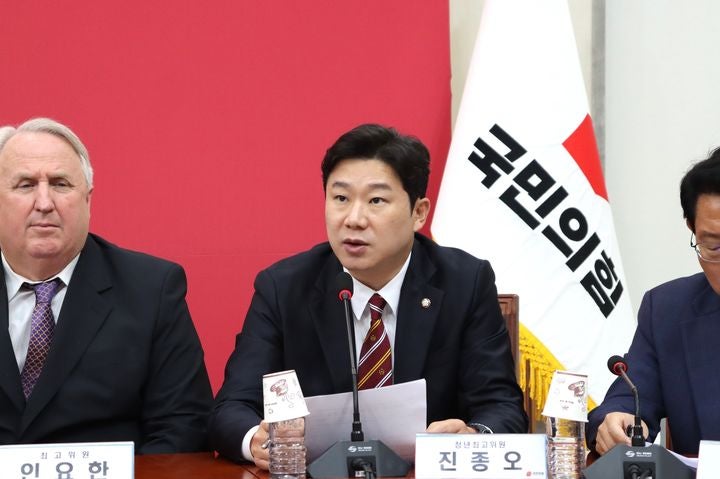 <b>진종오</b>도 <b>탄핵</b> 공개 <b>찬성</b>…여 공개 <b>찬성</b> 6명째
