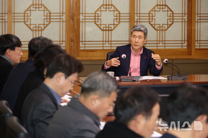 포항시, '尹탄핵' <b>민생</b>·경제<b>안정 총력</b>…"흔들림없이 추진"