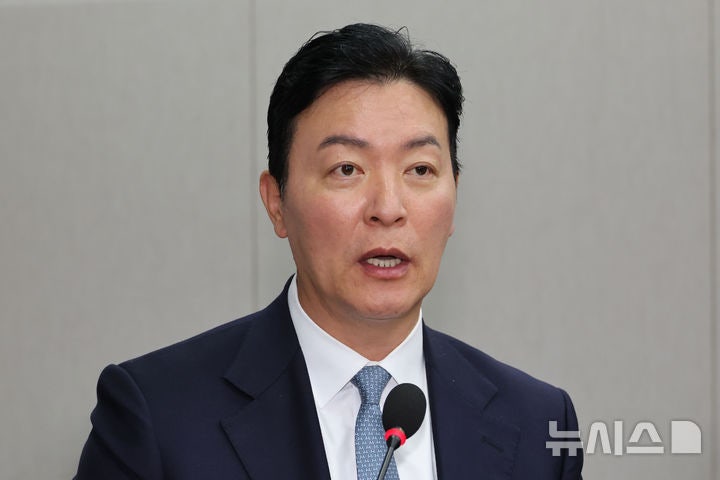 경찰, <b>김성훈</b> 경호처 차장 신병확보로 지휘부 무력화하나