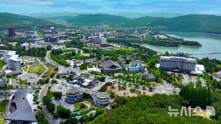 Gyeongju City’s Bomun Tourist Complex (Photo by Gyeongju City)