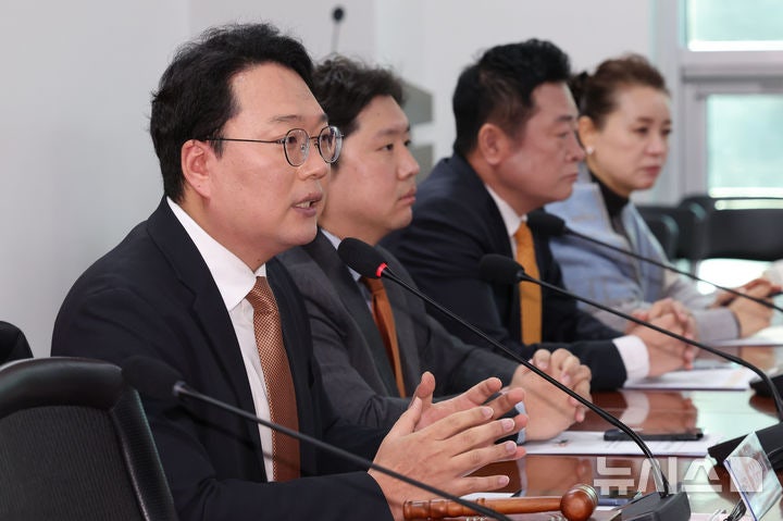 천하람, '<b>허은아</b> 대표직 상실' 법원 결정에 "허 만나 통합 방안 모색"